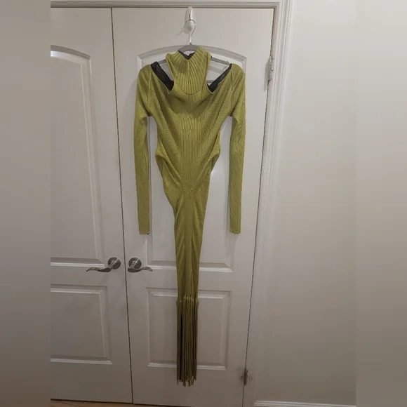 B3. NWOT BOTTEGA VENETA FRINGE TRIMMED RIBBED KNIT MAXI HALTER DRESS - Picture 5 of 9